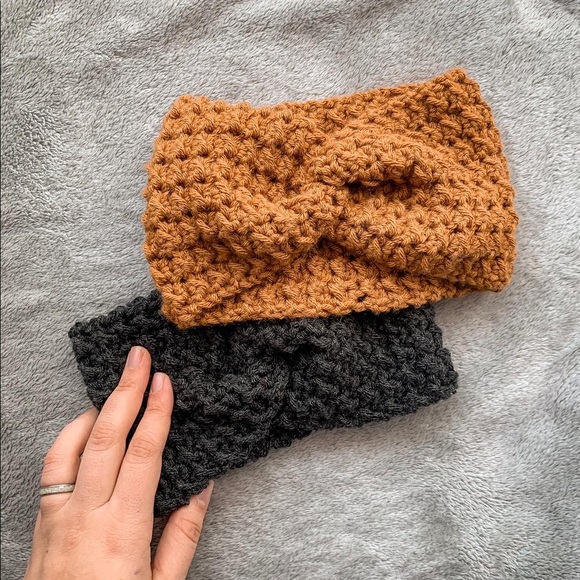 DARK ROSE handmade crochet head warmer - Picture 2 of 2